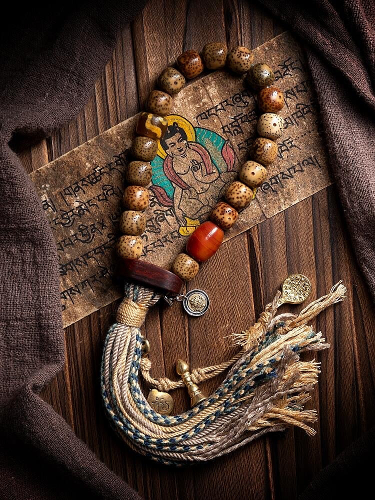 Star Moon Bodhi Chen Seed & Tibetan Weaving Rope