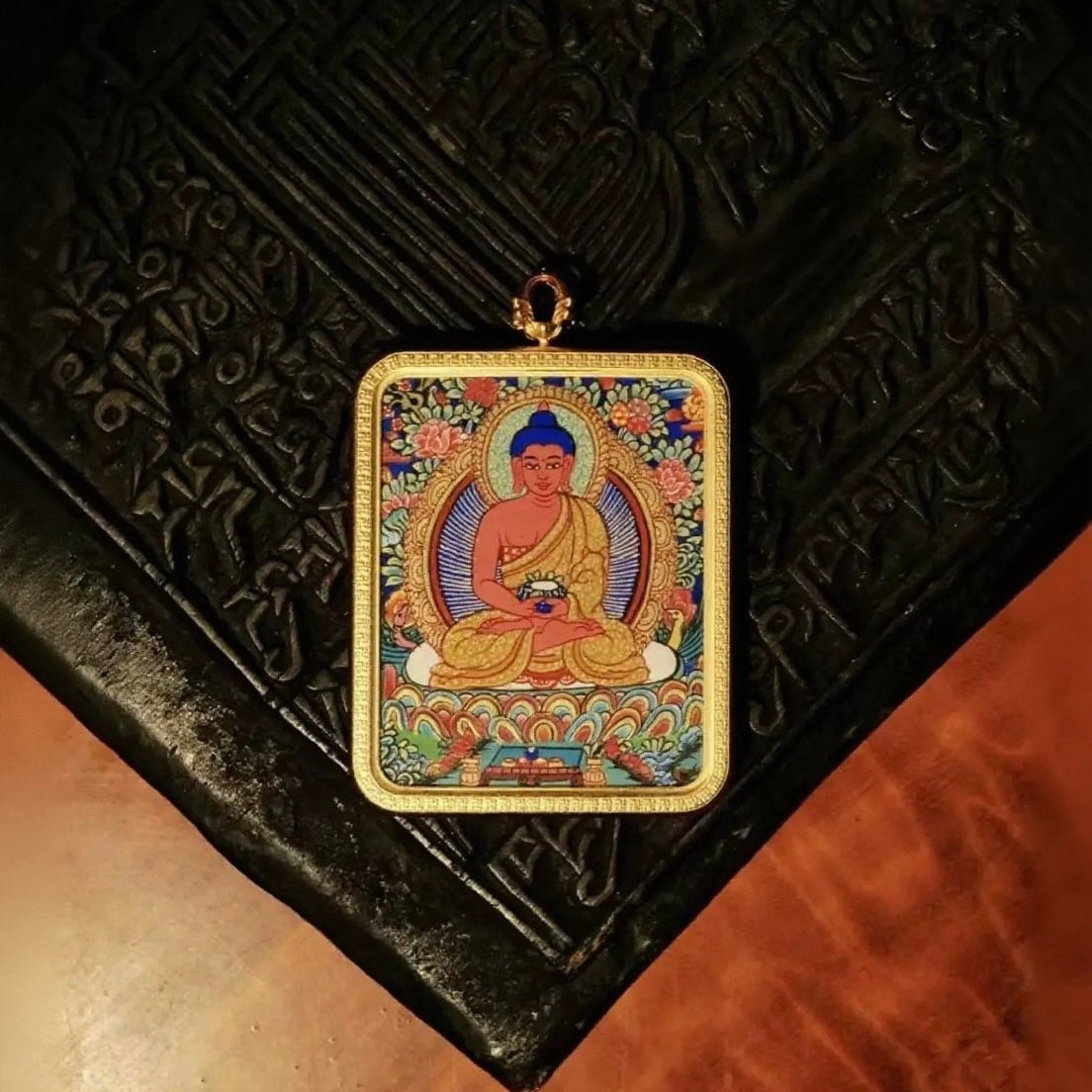 Zodiac Guardian Thangka · Amitabha Buddha (For DOG/PIG Sign)